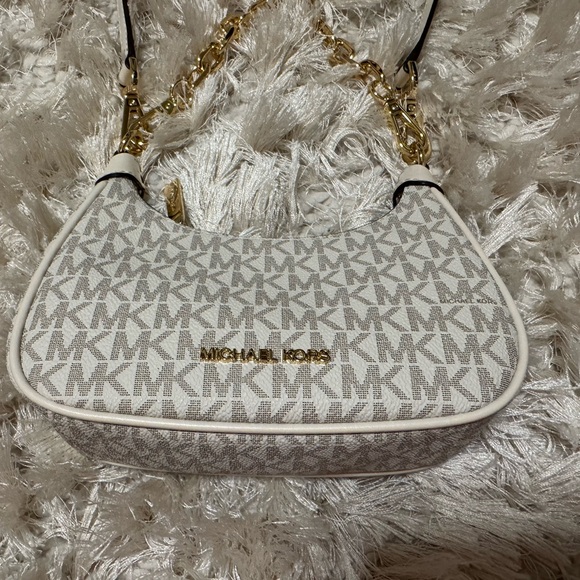 ✨NEW MICHAEL MICHAEL KORS Beige Monogram Mini Cora Crossbody Bag ✨ - Picture 10 of 13